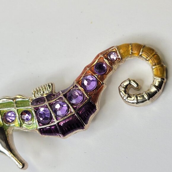 Purple Seahorse Lapel Clip Pin Handbag Pin Scarf Pin Decorative Clip - Picture 4 of 11